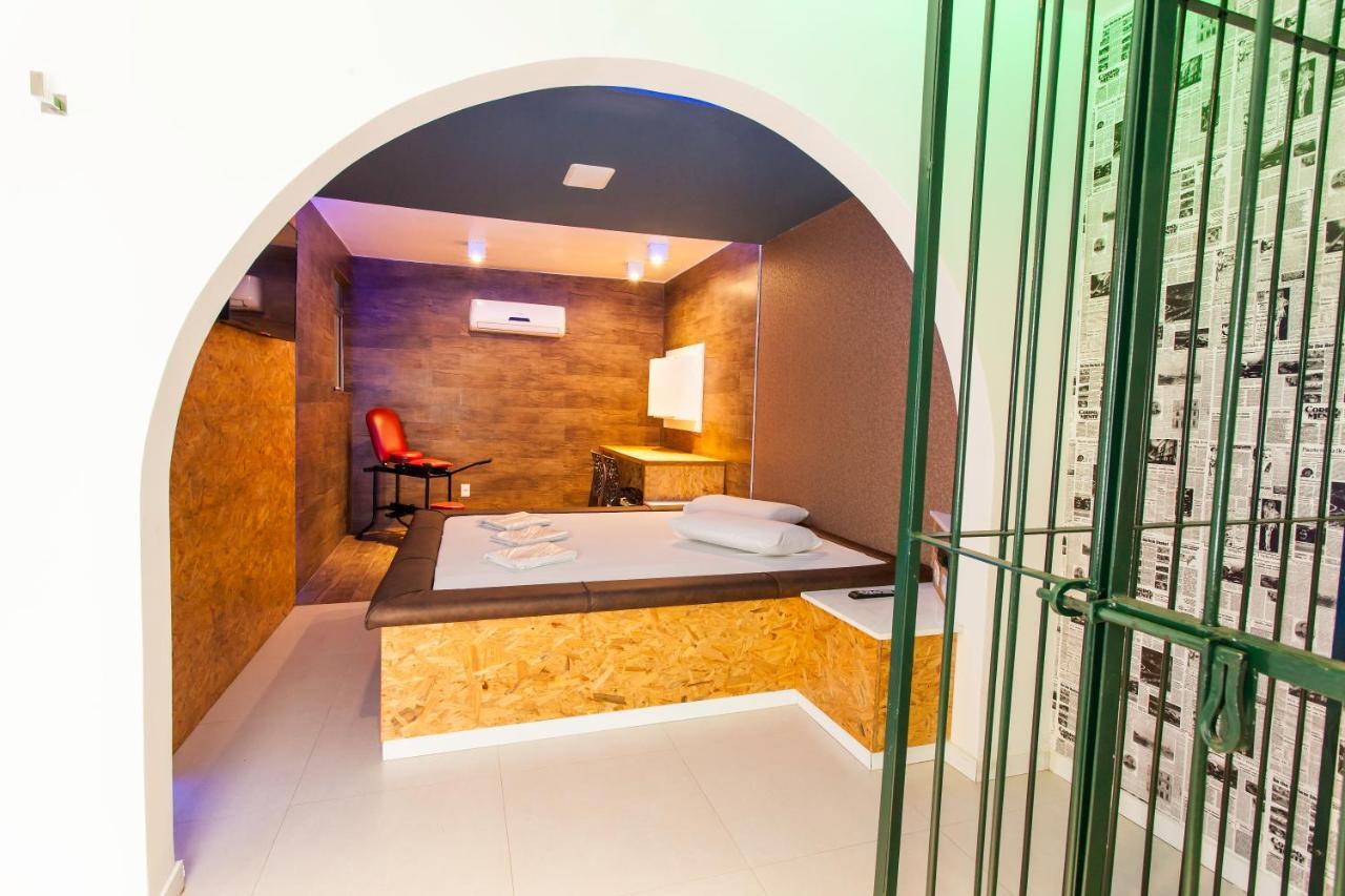 Motel Napoleon Almirante Tamandaré Exteriör bild